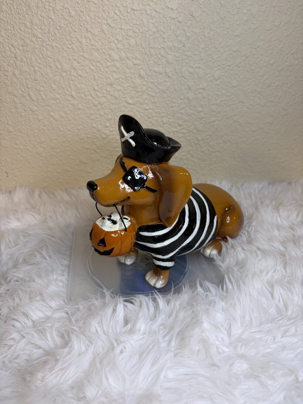 Halloween Dachshund Pirate Pumpkin Trick or Treat Figurine